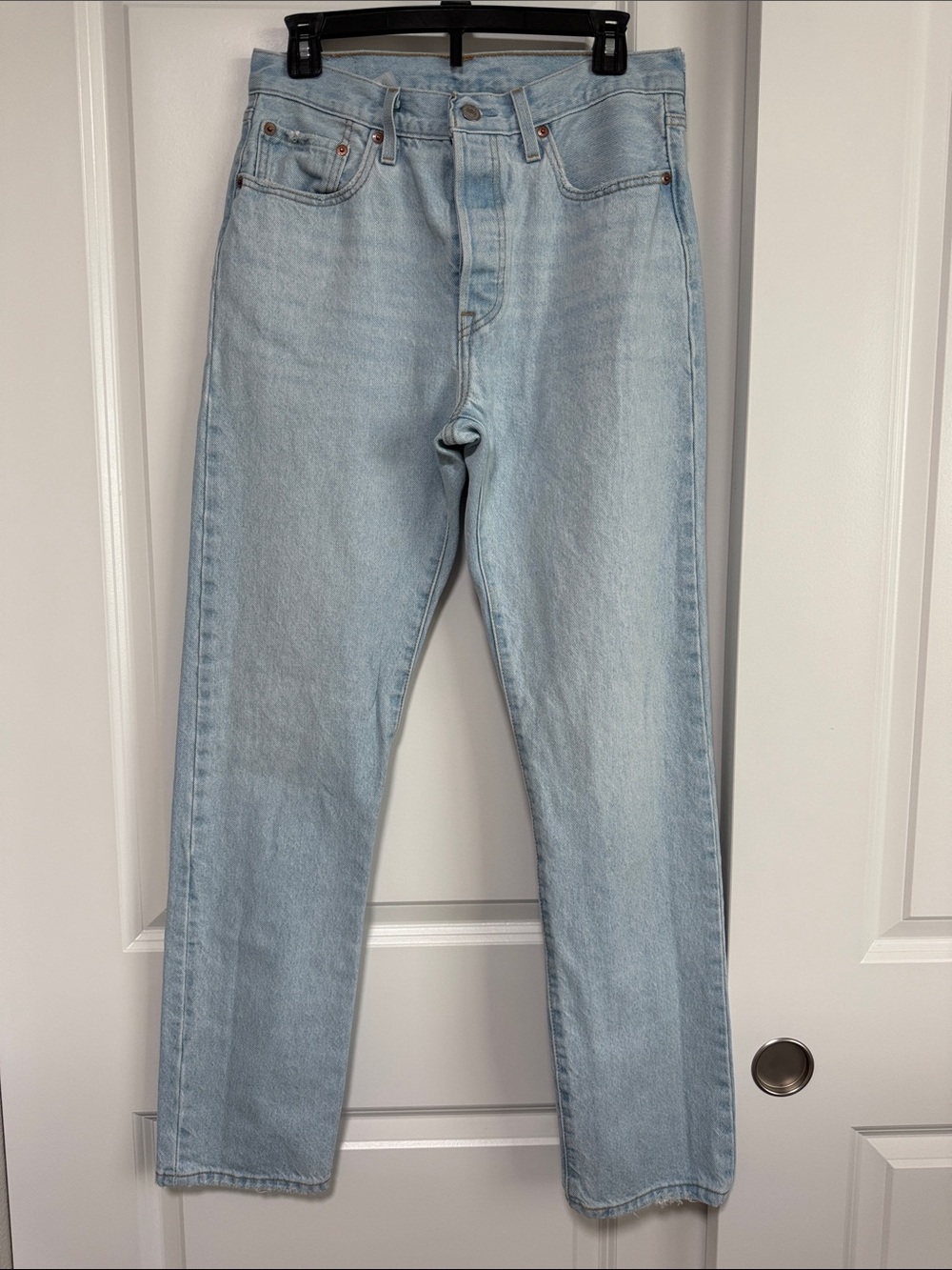 Levi's 501 Straight Leg Jeans Light Wash Denim - W28 L32
